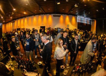 Da Serra para o mundo: o ônibus que levou 40 restaurateurs ao Wine Tasting Porto a Porto